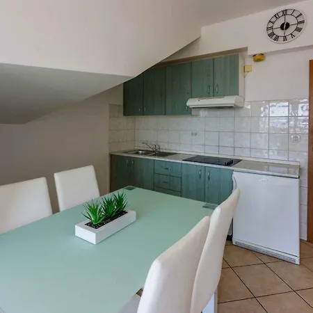 One-bedroom In Lxvi Apartman *