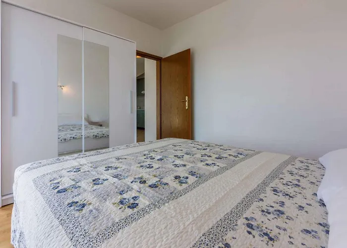 One-bedroom In Lxvi