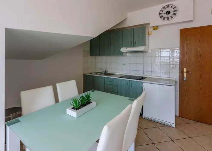 One-bedroom In Lxvi 公寓 *